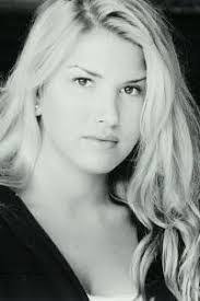 Daria Mack's Instagram, Twitter & Facebook