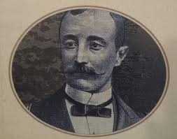 Agustín del Castillo y una bandera argentina en las costas del Pacífico