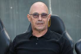 El uruguayo Alfredo Arias vuelve al fútbol colombiano a dirigir al  Independiente Medellín