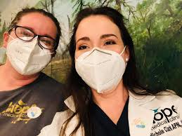 Were symptoms immediate for those who had COVID-19?