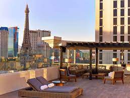 Inside Caesars Palace S Secret 35 000 Villas Las Vegas Suites Las Vegas Hotels Caesars Palace Las Vegas