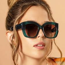 Sonya sunglasses in Teal Green