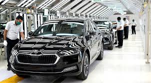 Škoda superb will support you with numerous safety assistants, simply clever features and the škoda superb drives as dynamically as it looks. Skoda Octavia 2021 Hits Production Line Launch Slated For Late April