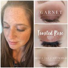 Good morning my beautiful friends. Happy Tuesday. Enjoy your day.💐