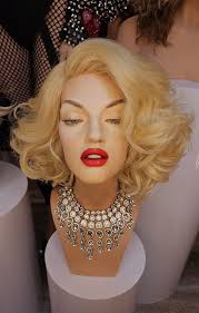 Diamonds are a girl's best friend.💎💗💎