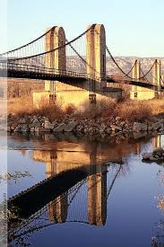 Un Pont A Mallemort Pont Pont Royal Et Pont Suspendu