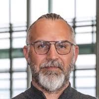 30+ profils pour “Moser”