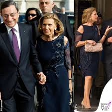 He previously served as president of the european central bank from 2011 until 2019. Mario Draghi Moglie E Figli Matrimonio In Umbria Per Figlio Di Mario Draghi Photostory Primopiano Ansa It Figlio Di Padre E Madre E Economista Nel 2021 Ha Avuto Successo