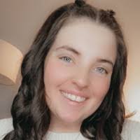 Kathryn Brackett's Instagram, Twitter & Facebook