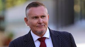 Coast lawyers scrap calling clients over phone tapping fears