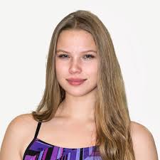 2017-18 Girls' Swimming & Diving Roster