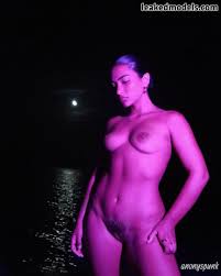 Sienna Mae Gomez  sienna_mae  siennamaegomez Foto Desnuda Filtrada  OnlyFans 48 - Modelos Filtradas