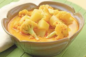 Pecel sayur, salah satu makanan terfavorit indonesia. Resep Sayur Kol