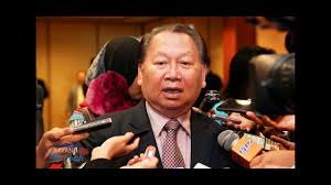 Video from the historic 1986 sabah kaamatan encompassing the spirit of kaamatan at the time during an important pivotal point for the community in sabah. Wikipedia Joseph Pairin Kitingan Youtube