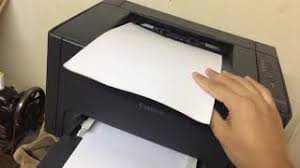 พิมพ์ขาวดำได้ถึง 9.1 ภาพต่อนาที และพิมพ์ภาพสีได้ 5.0 ภาพต่อนาที Printer Laser Canon Lbp7018c Youtube