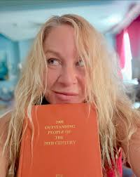 Reflecting… as my entire life has been turned completely upside down from a  painful divorce, losing my Los Angeles facility, young artists aging out,  expanding my business to an entire new state..
