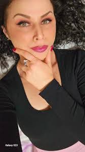 Erez Strauss's Instagram, Twitter & Facebook