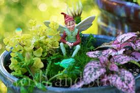 This tip makes things so much easier! How To Make Simple Enchanted Fairy Gardens Swish And Stitch