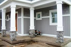 Seumpama saja dengan membeli rumah baru, atau tidak ada salahnya juga dengan membeli rumah seken dan merenovasinya. Teras Rumah Yang Sudah Lama Tidak Terurus Bagai Mana Merenovasinya Bos Properti