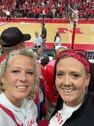 Deedee Richardson's Instagram, Twitter & Facebook