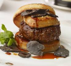 Wagyu Burger With Sliced Black Truffle Food Yummy Food Wagyu Burger