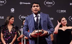 Tenoch huerta is an actor and writer, known for ei nimeä (2009), días de gracia (2011) and 007 spectre (2015). Tenoch Huerta Y Andrea Martinez El Cine En Pandemia Con Tare