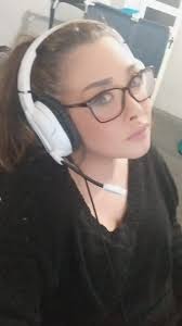 Grinding to try and improve my pathetic rank 😂😂 wish me luck!... EDIT:  1.Calm down folks I posted this in 2 APEX groups at the same time and one  did not get