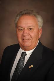 Larry Bussard's Instagram, Twitter & Facebook