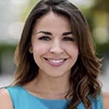 Laura Flach's Instagram, Twitter & Facebook