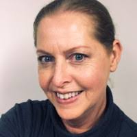 Pamela Sewell's Instagram, Twitter & Facebook