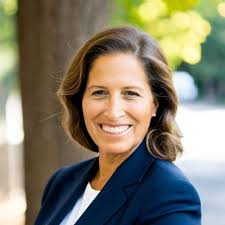 Proud to receive this inaugural award for helping students who want to  transfer to 4-year schools.