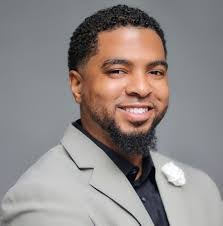 Eddie Mcafee's Instagram, Twitter & Facebook