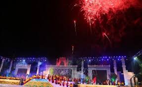 Nghi lễ truyền thống được tổ chức hàng năm vào mùng 10 tháng 3 âm lịch tại đền hùng, thành phố việt trì. Abzheckgubsum