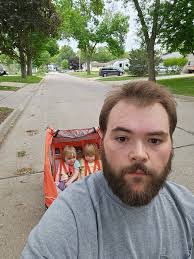 Paul Dalen's Instagram, Twitter & Facebook