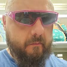 Leon Chase (@leonchase)