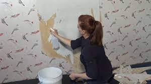 Sedangkan untuk wallpaper dinding kualitas tinggi, harganya mulai rp 150.000 per roll. Cara Cerdas Memasang Wallpaper Dinding Pada Dinding Lembab