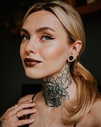 Layla Burgess (laylaivyb)