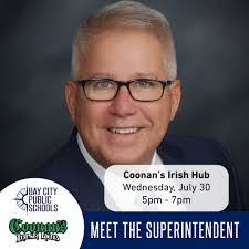 Dorian Matthews's Instagram, Twitter & Facebook