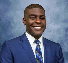 Nzia Hall (@NziaHall)