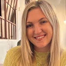 Jenelle Peralta's Instagram, Twitter & Facebook