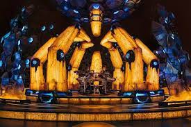 Doctor Who Season 12 Trailers Clip Featurette Images And Poster Tardis Doctor Who Tardis First Doctor