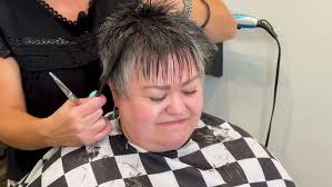 This Cut Took Years Off Angela’s Look at 62