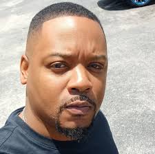 Bro really thought this was tuff 🤦🏽‍♂️ Video via:// #basketball  #highschool #funny #hoops #dunk #tuff #funnyvideos #explore #comedy #viral