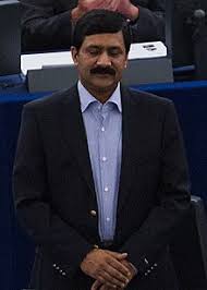She has two younger brothers named khushal and atal. Ziauddin Yousafzai Wikipedia