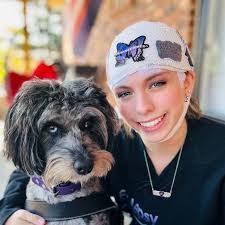 Victoria Covington's Instagram, Twitter & Facebook