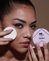 Compact Powder in Cocoa Delight Shade