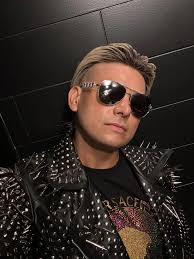 Faculty onto new things: Casey McCullough