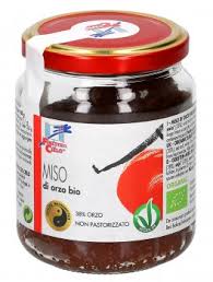 Il miso è un alimento eccezionale ricco di proteine( 20 %), di vitamine del gruppo e di lecitina. Il Miso Cos E E Come Utilizzarlo La Via Macrobiotica