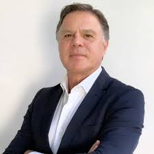 A Clínica Einstein é um novo conceito em cuidado de saúde que disponibiliza  uma equipe especializada para trabalhar na construção de um plano exclusivo  e personalizado para você. Conheça a Clínica Einstein