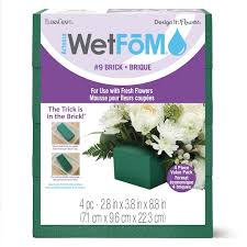 Wet and dry floral foam are not interchangeable for flower arrangements. Floracraft WetfÅm Brick Green Michaels